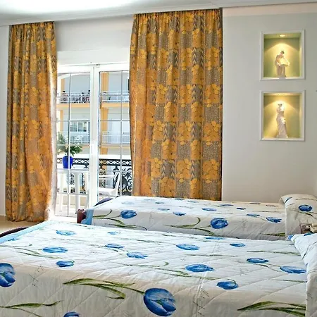 Hotel Chronis