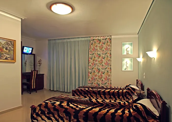 Chronis Hotel