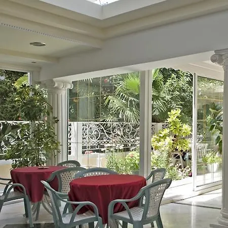 ξενοδοχείο χρόνης Ξενοδοχείο